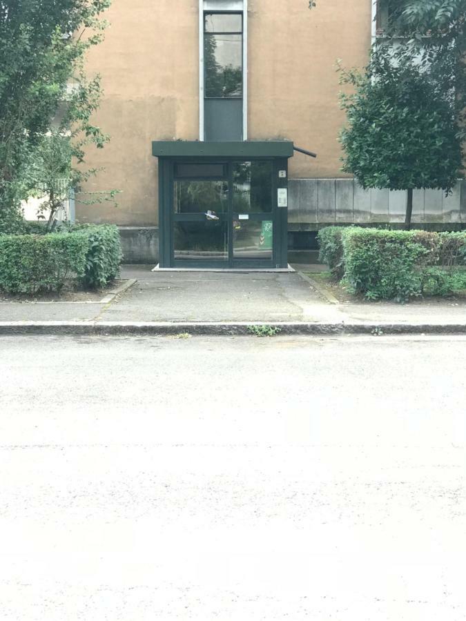 B&B Appartamento Anna ボローニャ エクステリア 写真